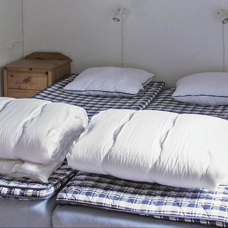 1 Bedroom Beautiful Home In 图默利拉市 外观 照片